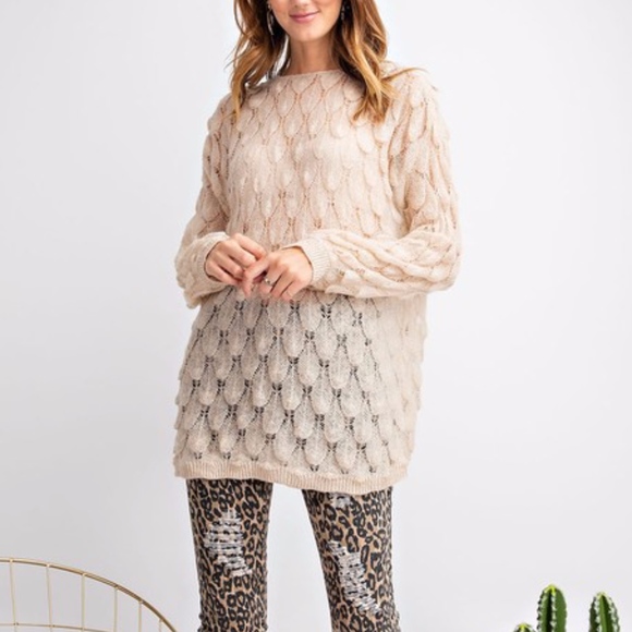 Feather Knit Tunic Top - Picture 2 of 7
